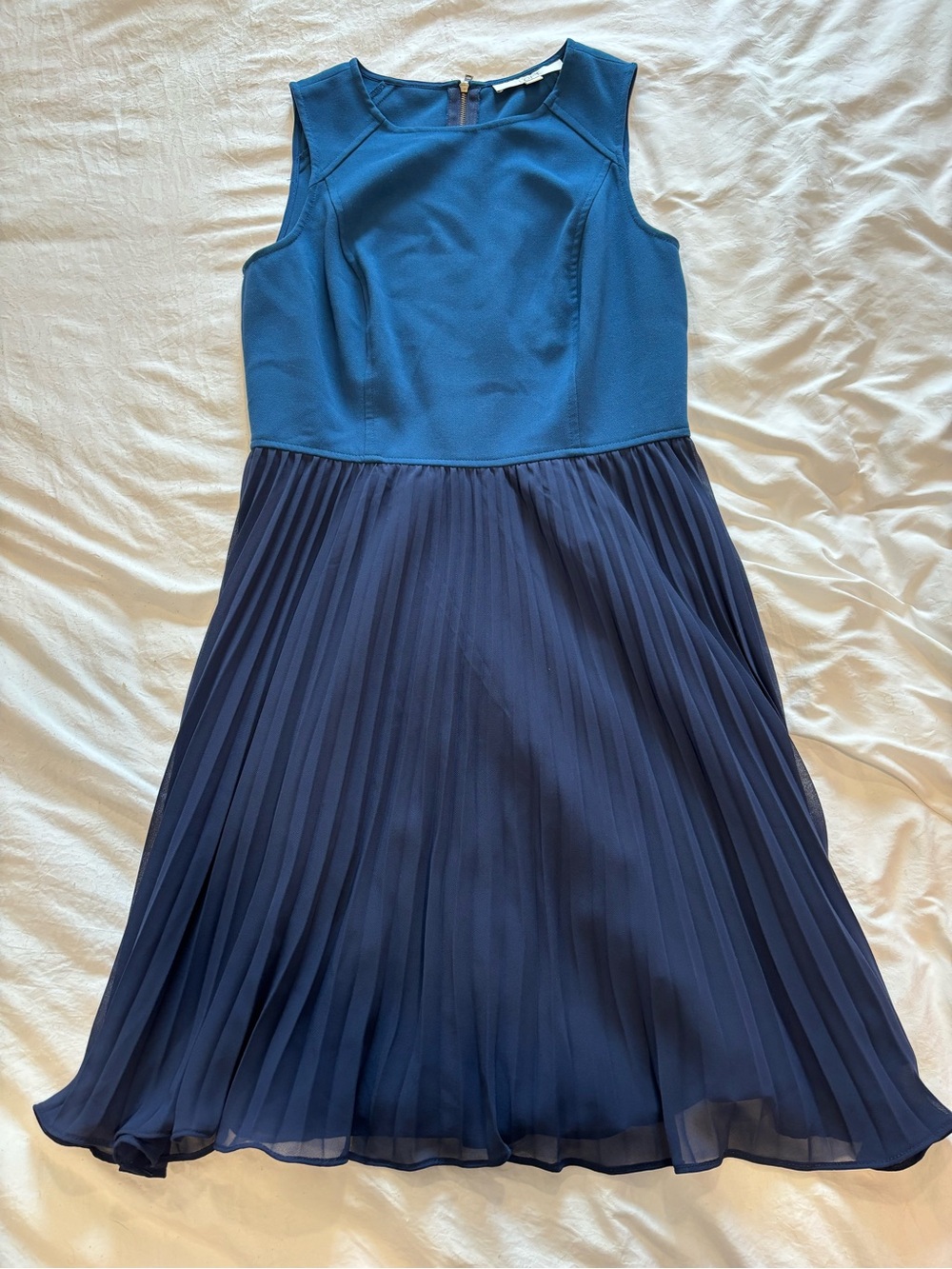 LOFT Two-Tone Navy and Teal Sleeveless Pleated Mini Dress